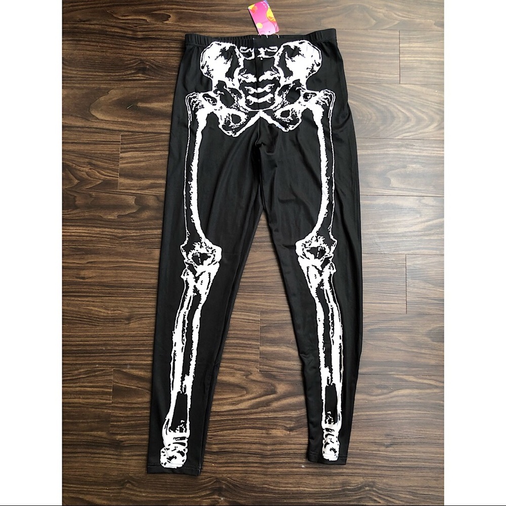 New with tags size large skeleton leggings